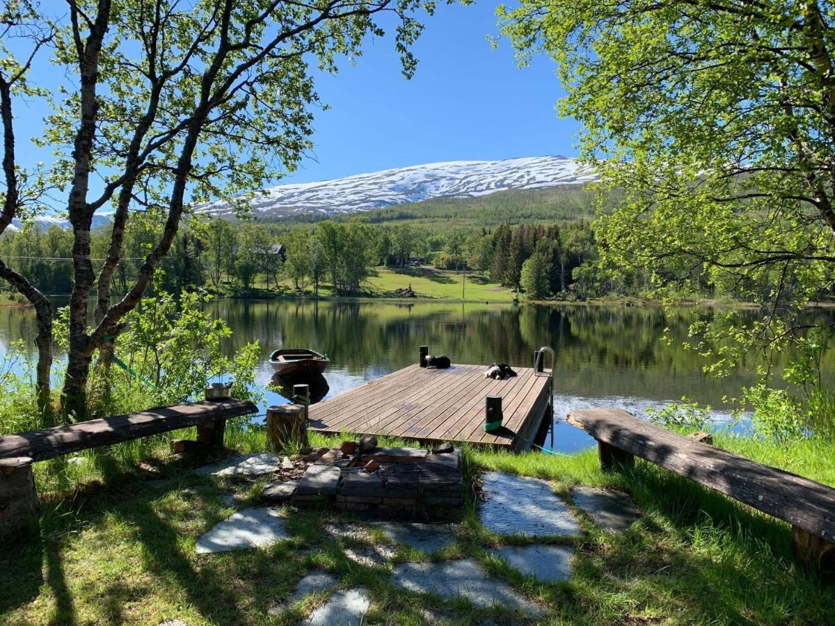 100 Years Old Norwegian Log House In Tromso Villa Eksteriør billede
